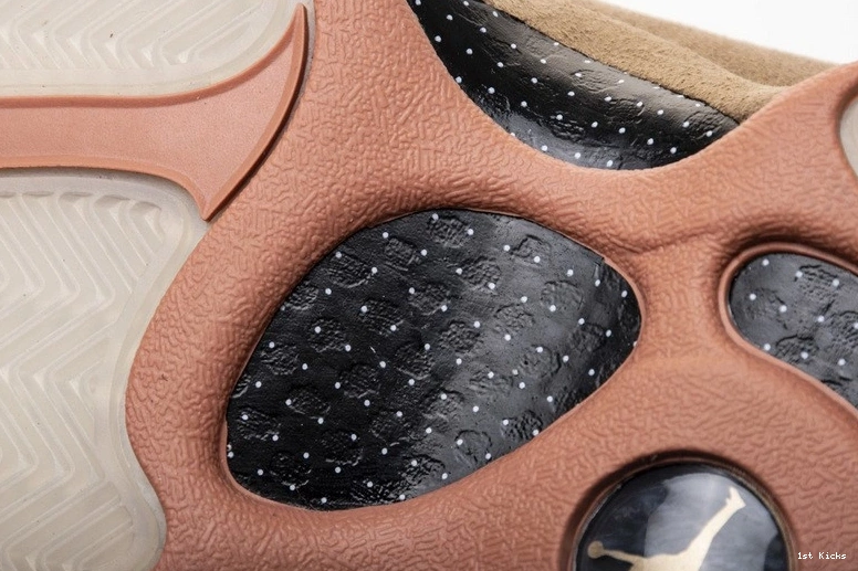 Low Retro 13 Stone Sepia  Jordan Clot AT3102-200 0101